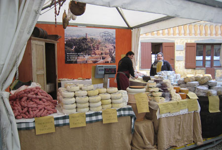 Wurst Pecorino Trüffel Wurst- und Käseprodukte mit Trüffeln