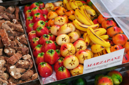 sizilien_marzipanfruechte Marzipanfrüchte auf einem Markt