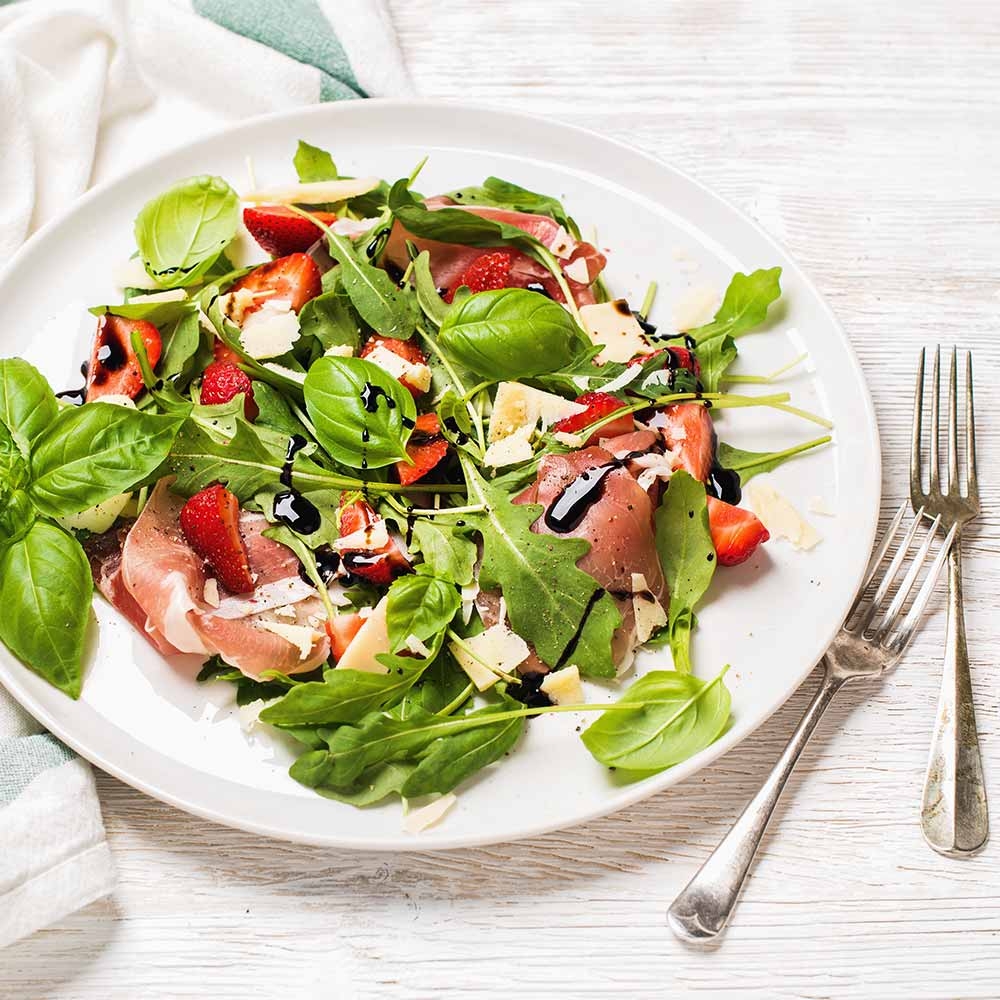 Balsamico - 6 Jahre gelagert – mit passenden Accessoires arrangiert