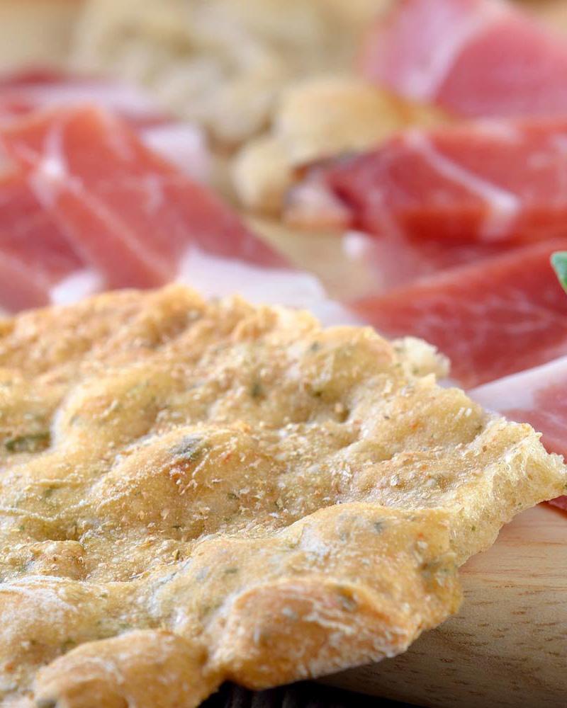 Schüttelbrot du Tyrol du Sud fait à la main Original Südtiroler Schüttelbrot handgeschüttelt