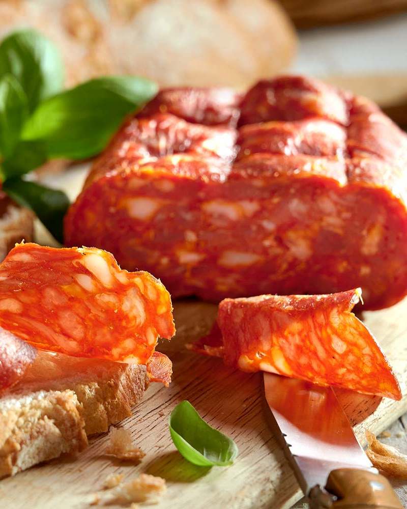 Spianata calabrese piccante Pikante Spianata-Salami - am Stück