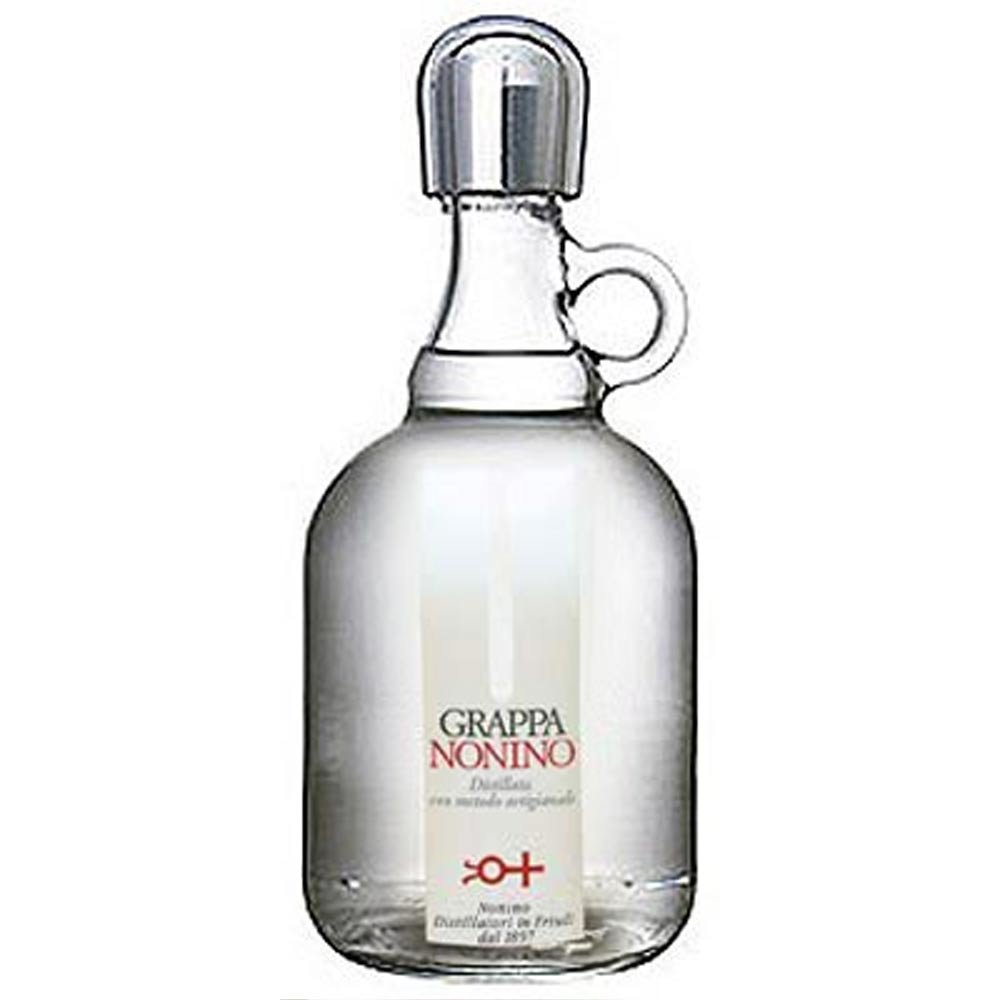 Grappa Friulana – mit passenden Accessoires arrangiert