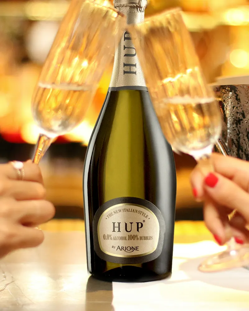 HUP Bianco - Spumante sans alcool HUP Bianco - Spumante ohne Alkohol – ansprechend in Szene gesetzt