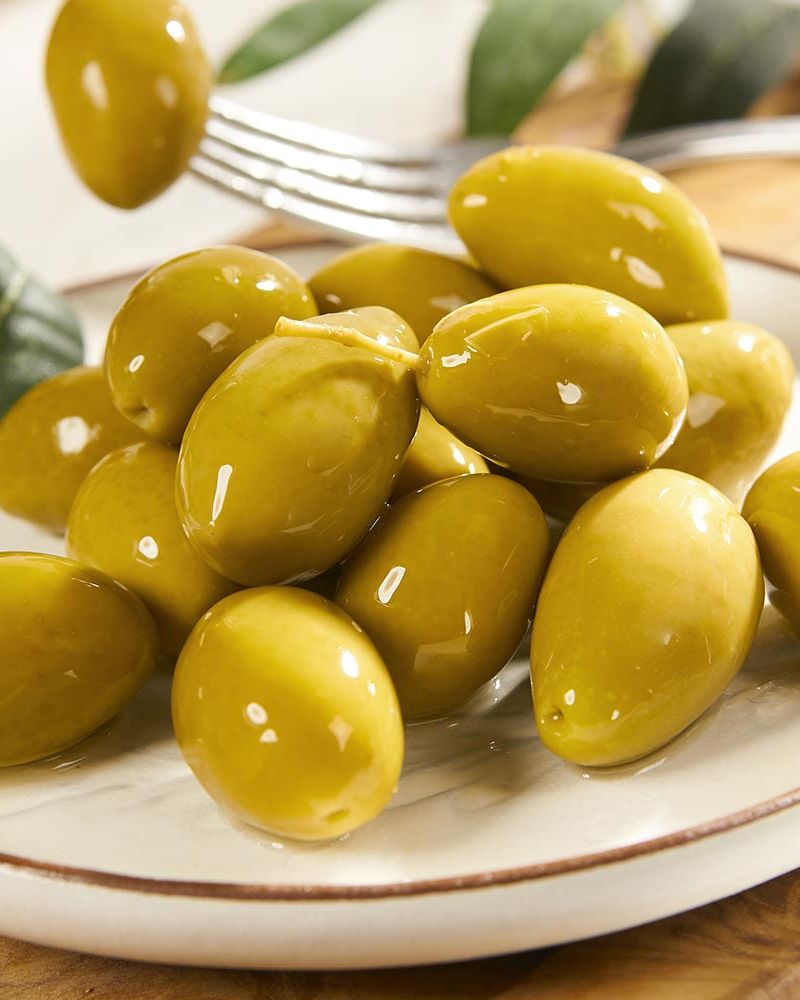 Olives vertes  géantes - non dénoyautées Riesen-Oliven - grün, mit Stein